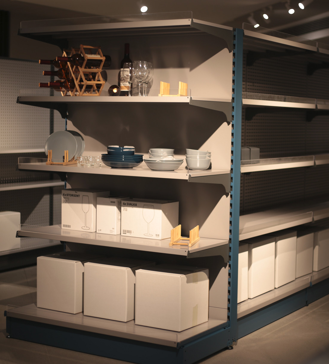 Spray Paint Metal Gondola Supermarket Shelf Customized Color